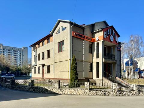 комерційна за адресою Львівська вул., 5