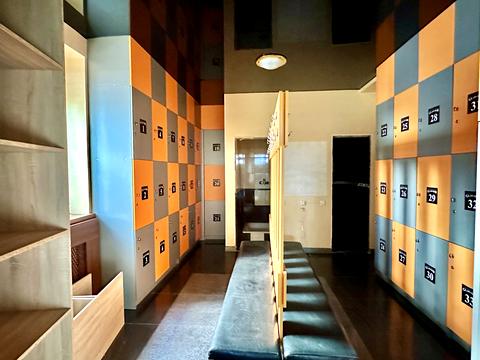 комерційна за адресою Львівська вул., 5