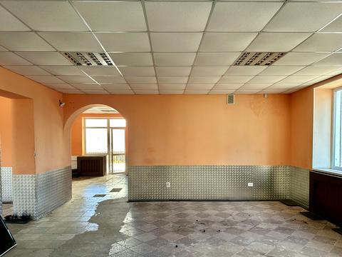 комерційна за адресою Львівська вул., 5