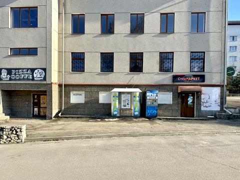 комерційна за адресою Львівська вул., 5