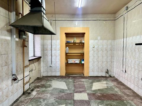 комерційна за адресою Львівська вул., 5