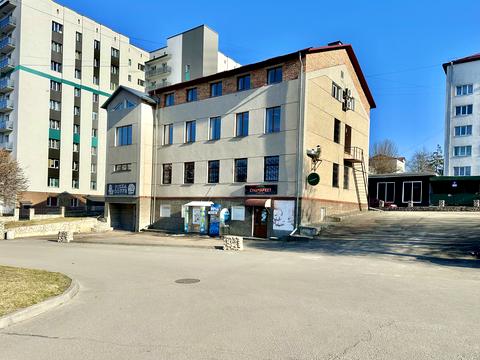 комерційна за адресою Львівська вул., 5