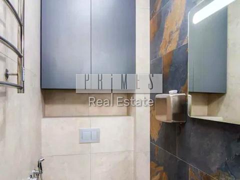 комерційна за адресою Джона Маккейна вул. (Івана Кудрі), 26