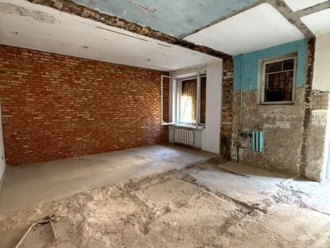 квартира за адресою Космонавтів вул., 132-А