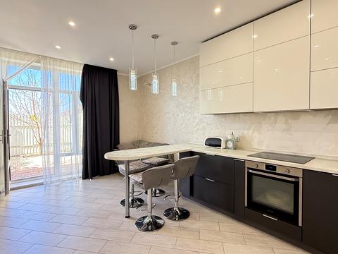 будинок за адресою Салютна вул.