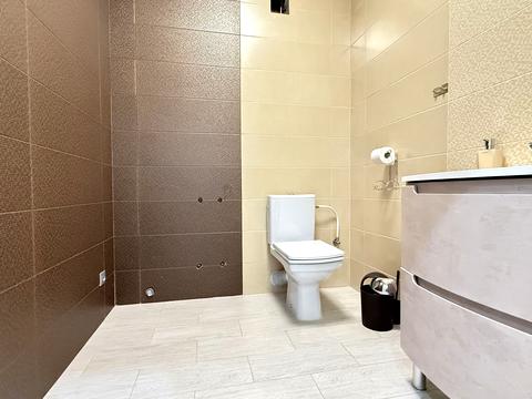 будинок за адресою Салютна вул.