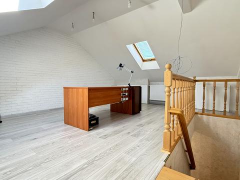 будинок за адресою Салютна вул.