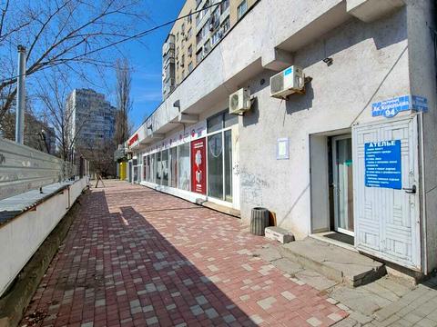 комерційна за адресою Академіка Корольова вул., 94