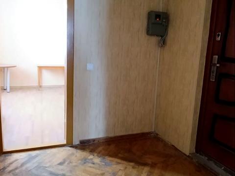 комерційна за адресою Володимирська вул., 109