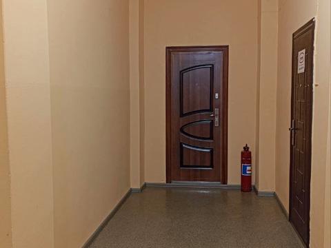 комерційна за адресою Володимирська вул., 109