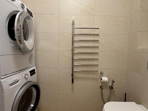 квартира за адресою Зоопаркова вул., 8в