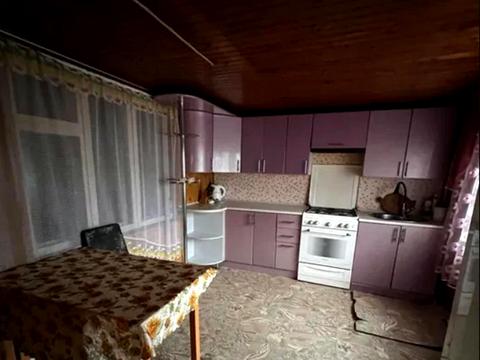 будинок за адресою Квітнева вул.