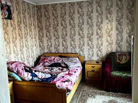 будинок за адресою Квітнева вул.