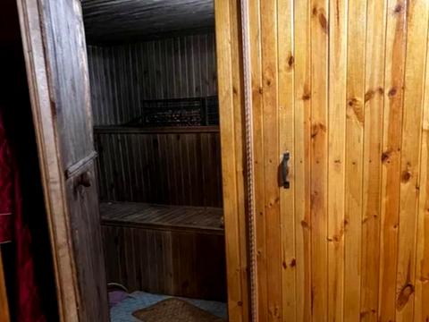 будинок за адресою Квітнева вул.