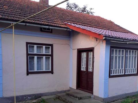 будинок за адресою Лісова