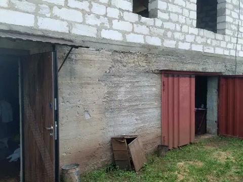 будинок за адресою Тіниста