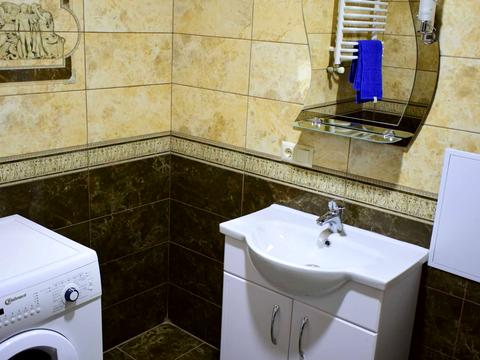 квартира за адресою Роксолани вул., 16