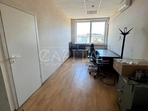 комерційна за адресою Саперно-Слобідська вул., 37