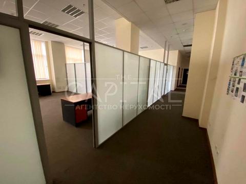 комерційна за адресою Харківське шосе, 203