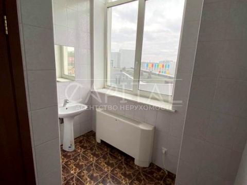 комерційна за адресою Харківське шосе, 203