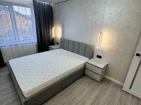 квартира за адресою Білогірська вул., 12