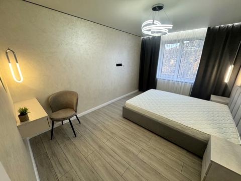 квартира за адресою Білогірська вул., 12