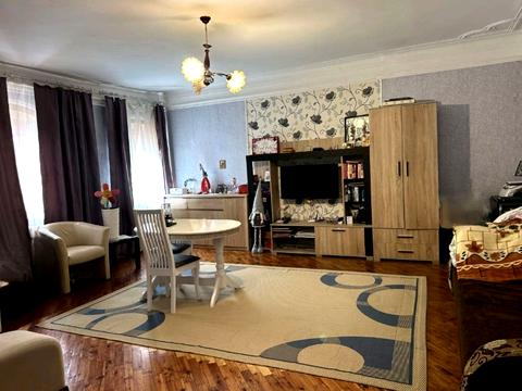 квартира за адресою Івана Франка вул., 18