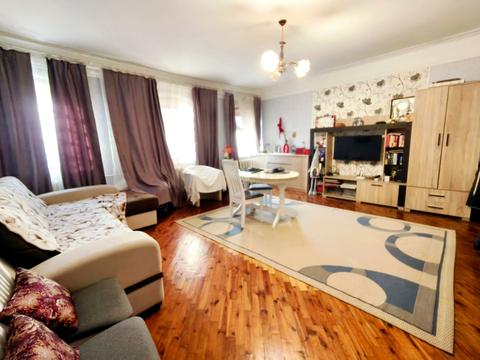 квартира за адресою Івана Франка вул., 18