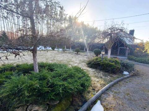 будинок за адресою Центральна, 5