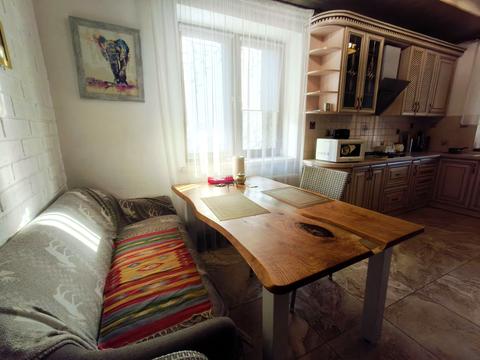 будинок за адресою Центральна, 5