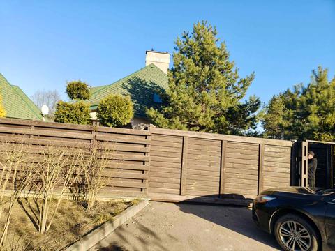 будинок за адресою Центральна, 5