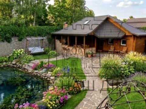 будинок за адресою Набережна, 2 А