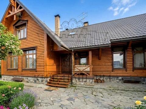 будинок за адресою Набережна, 2 А