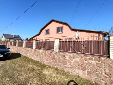 будинок за адресою Центральна, 5