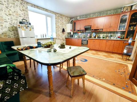 будинок за адресою Центральна, 5