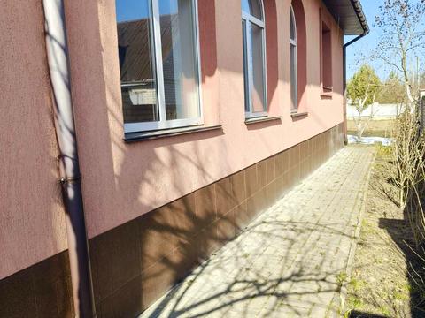 будинок за адресою Центральна, 5