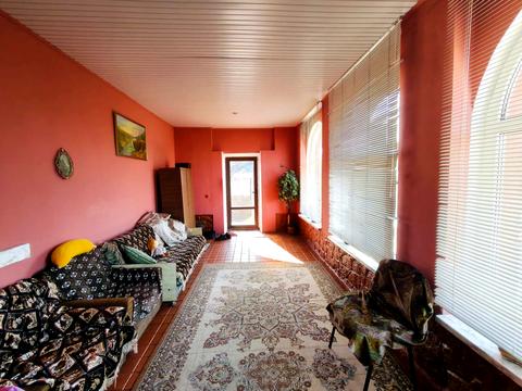 будинок за адресою Центральна, 5