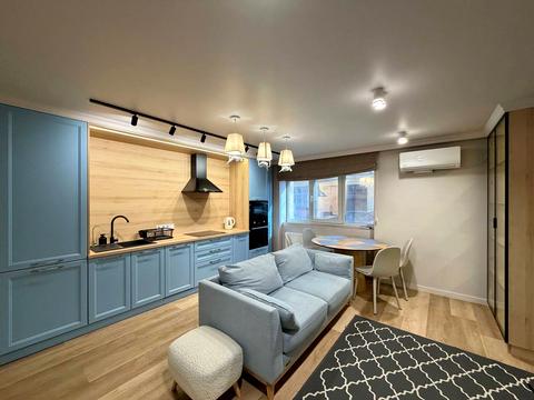 квартира за адресою Адама Міцкевича вул., 10