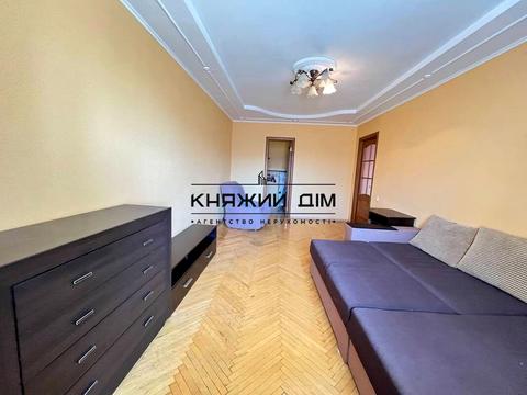 квартира по адресу Жилянская ул., 72