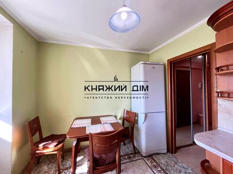 квартира по адресу Жилянская ул., 72