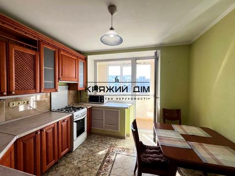 квартира по адресу Жилянская ул., 72