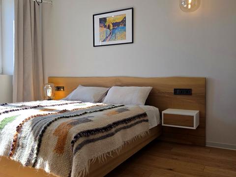 квартира за адресою Академіка Лебедєва вул., 1/8