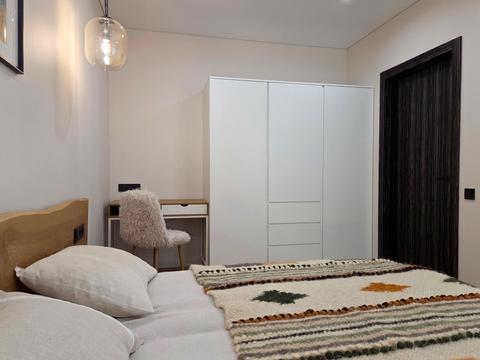 квартира за адресою Академіка Лебедєва вул., 1/8