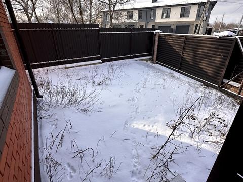 будинок за адресою Незалежності