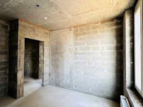 квартира за адресою Дніпровська набережна вул., 18-Б