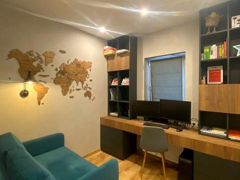 будинок за адресою Янтарна вул.