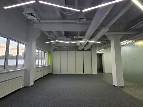 комерційна за адресою Сім'ї Прахових вул. (Гайдара), 54