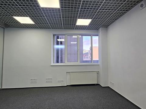 комерційна за адресою Сім'ї Прахових вул. (Гайдара), 54