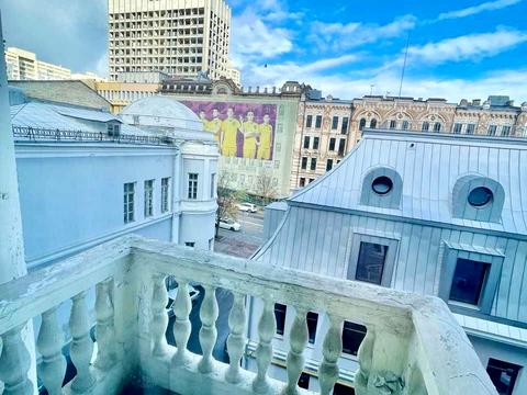 квартира за адресою Богдана Хмельницького вул., 9-Б