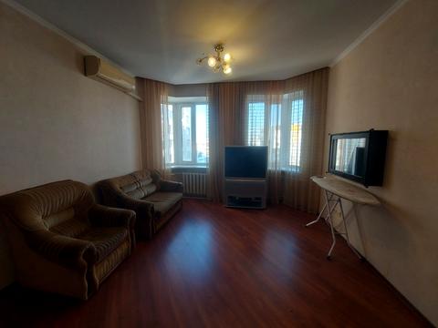 квартира за адресою Тополина вул., 18